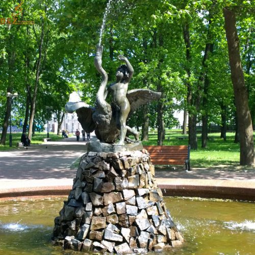 Naked boy playing with swan bronze statue fountain garden decoration DZB-73