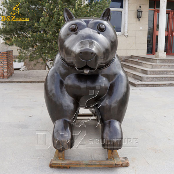 Casting bronze art Fernando Botero dog sculpture in public decoration