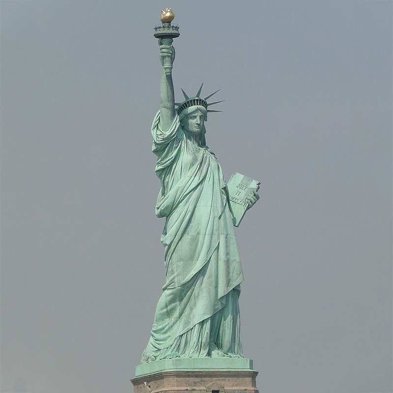 Customized life size casting bronze replica statue of Liberty outdoor decoration