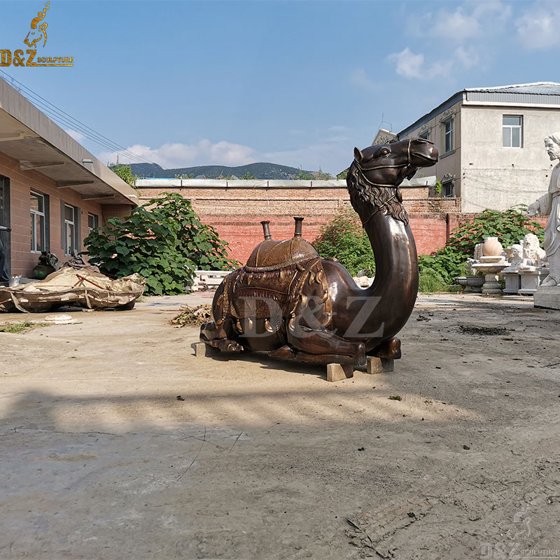 Outdoor decorative customized size bronze camel statue for sale